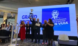 Universitatea din Petroșani câștigă trofeul suprem la „Traian Vuia” și 30 de medalii